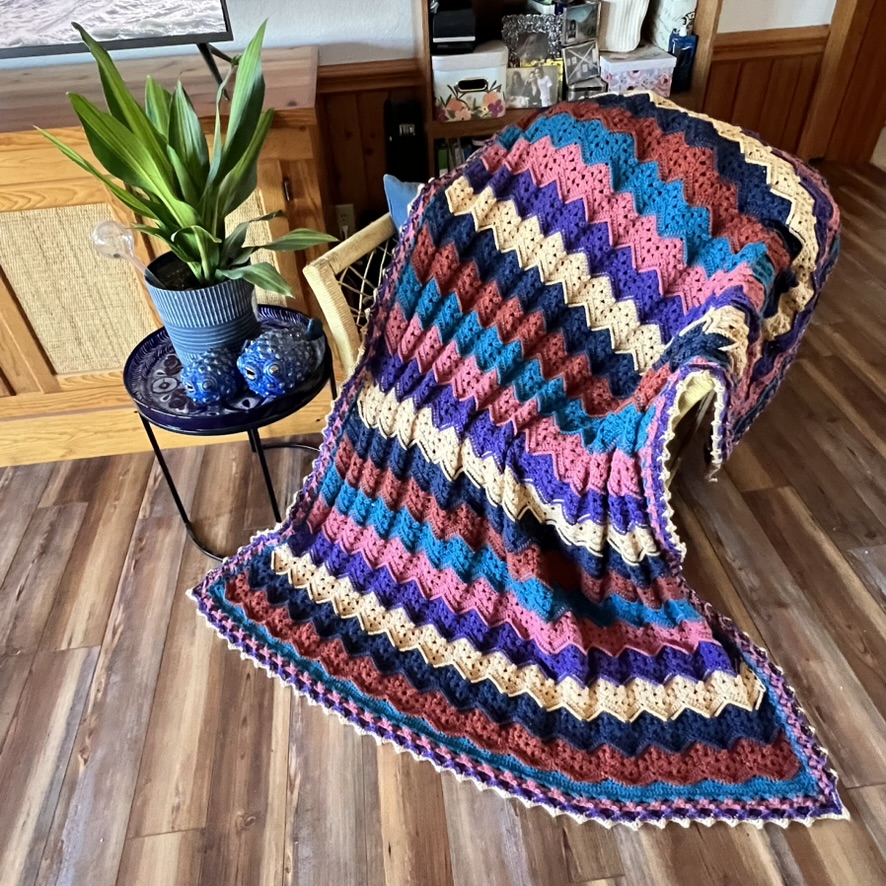 6-Day Ridgy Didge Blanket Lion Brand Respun Yarn