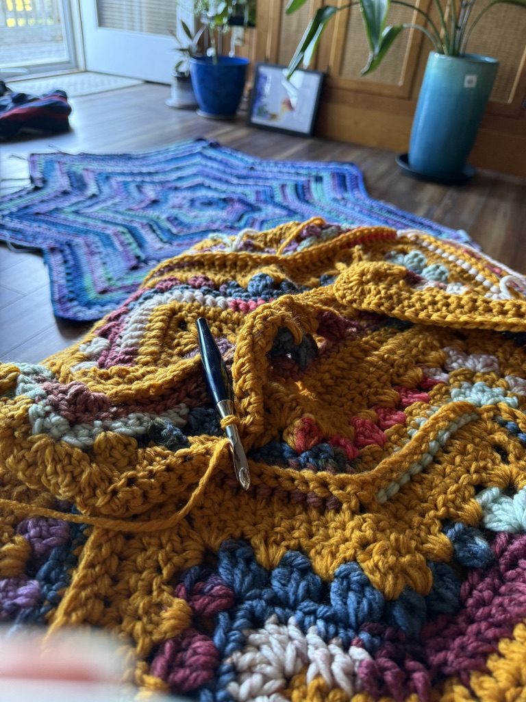 6-Day Star Blanket with Slice of Anniversary Cake